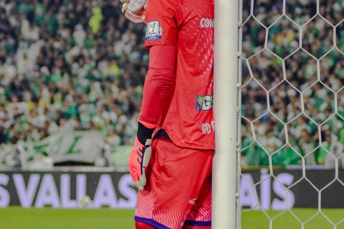 Manchester United Fan Traditions History