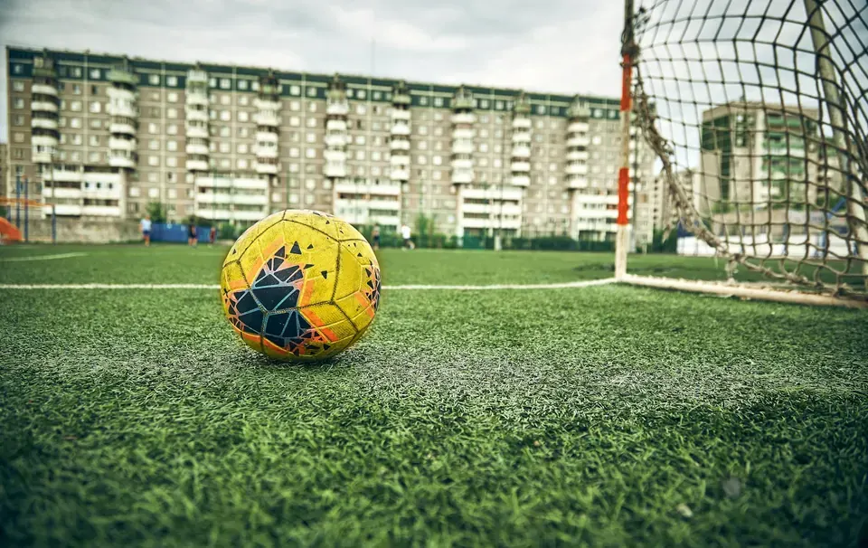 How to Trace Manchester United’s Roots: From Newton Heath (1878) to the Theatre of Dreams