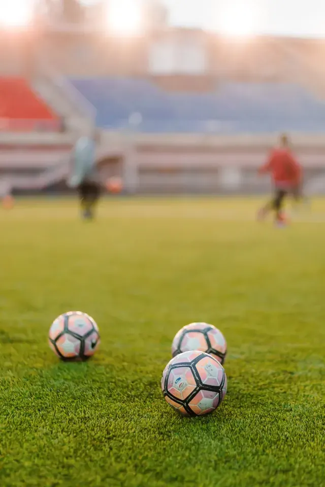 How to Use the Form Guide: Player Performance Ratings by Match 2025/26