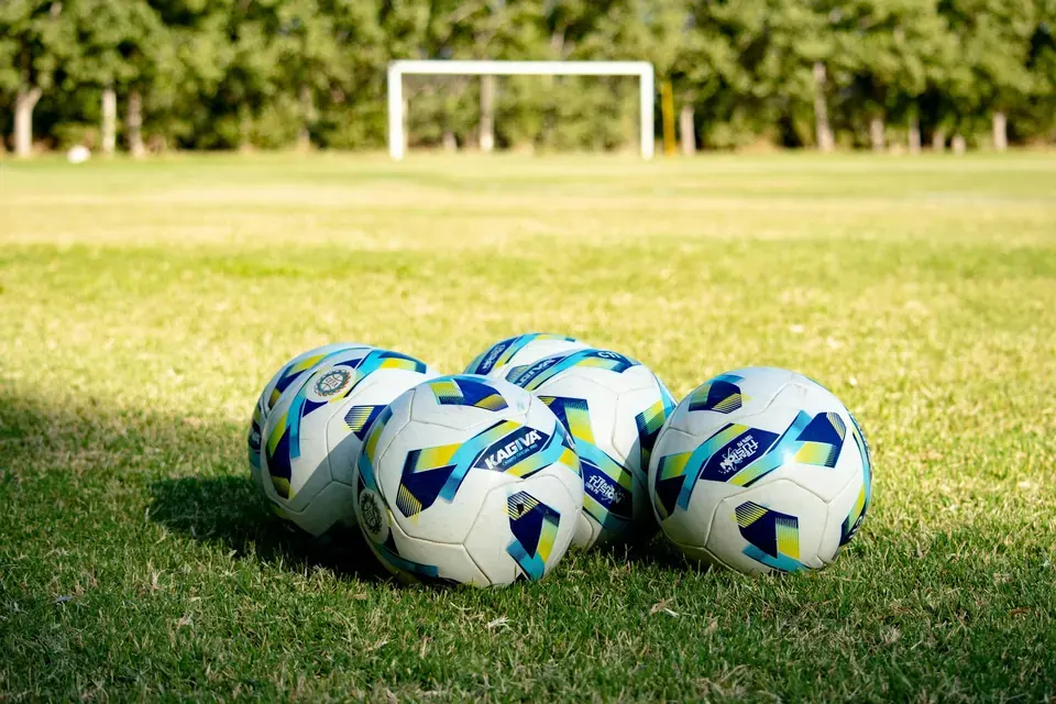 Kobbie Mainoo: Midfield Maestro